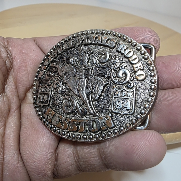 National Finals Rodeo Hesston 1984 NFR Youth Cowboy Buckle Ornate Vintage - Picture 5 of 9